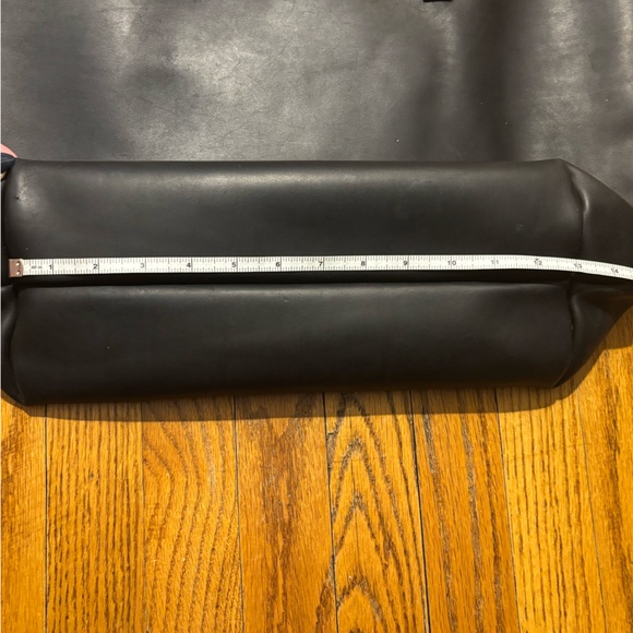 Portland Leather Black Tote Bag - Picture 10 of 10